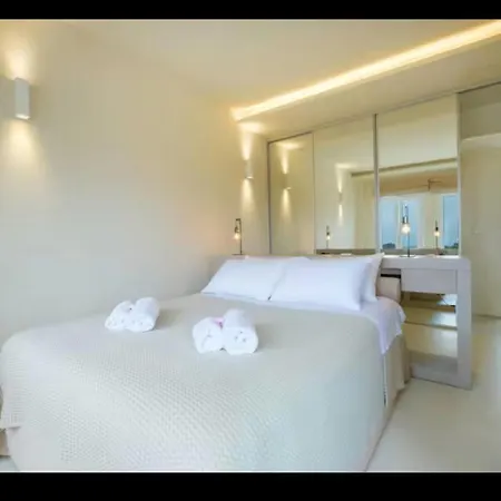 Andros Royal Vila * Koumari