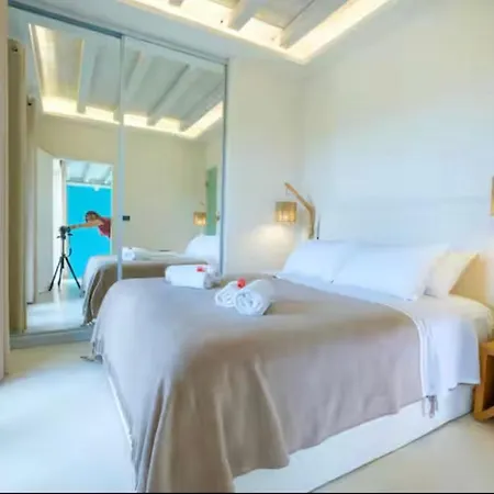 Villa Andros Royal *