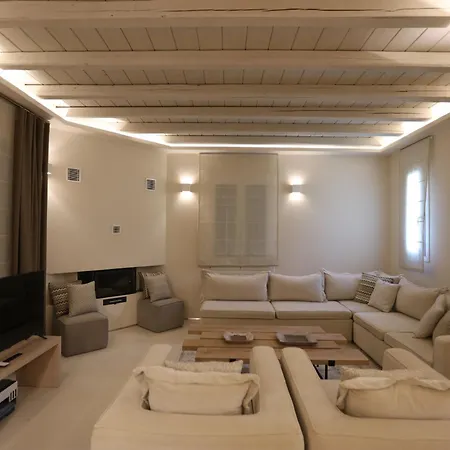 Vakantiehuis Andros Royal Koumari