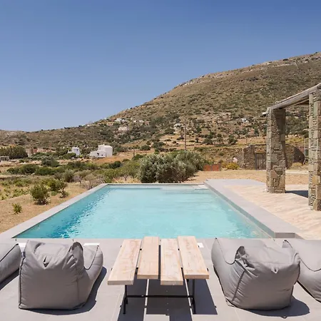 Andros Royal *