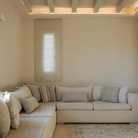 Andros Royal Villa Koumari