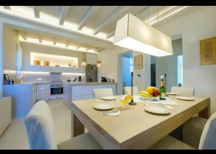 Vakantiehuis Andros Royal Vila